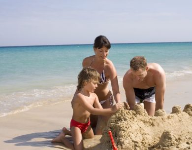 Sommerferien am Strand: Entdecke die ROBINSON Strandclubs