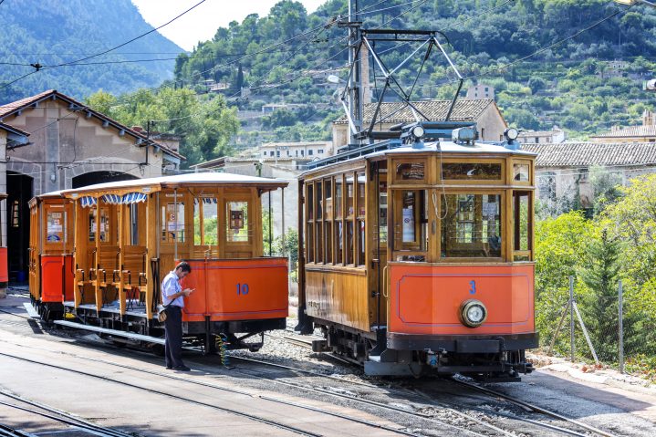 Bahn Roter Blitz in Soller auf Mallorca