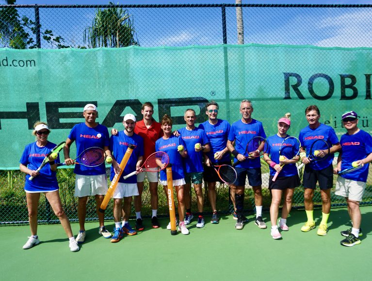 Tennis-Camp mit Florian Mayer: Die Gewinnerin des ROBINSON Gewinnspiels zwischen den anderen Teilnehmern