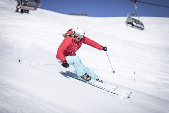 Erkunde die Skipisten der Schweiz