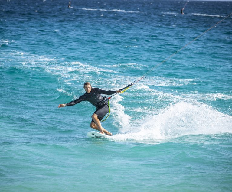 Auf Zypern surfen – die besten Wassersportmöglichkeiten