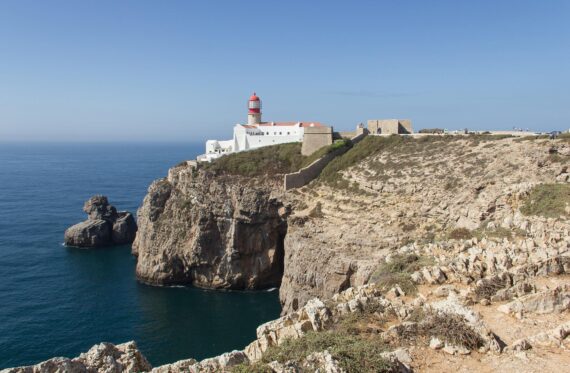 Blick auf Cabo de Sao Vicente an der Algarve