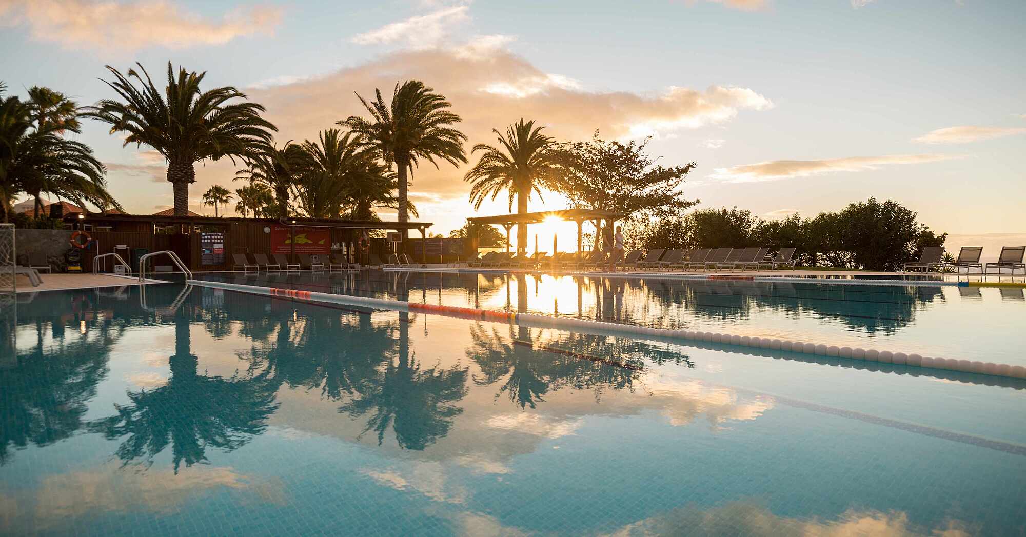 Pool at ROBINSON Esquinzo Playa